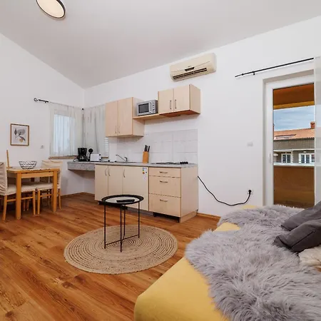 House Luigi Blue And In One Place Apartment
