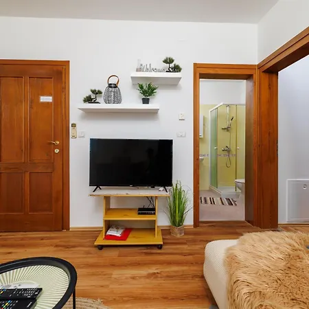 House Luigi Blue And In One Place Apartment *