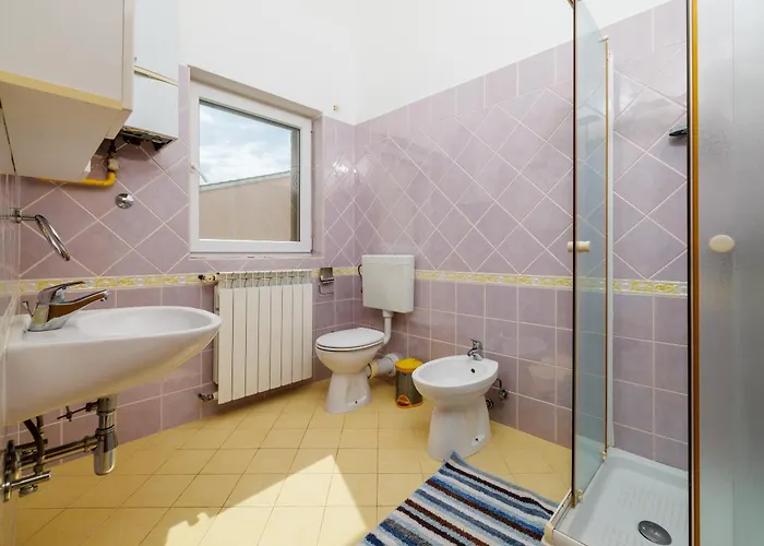 House Luigi Blue And In One Place Apartman *